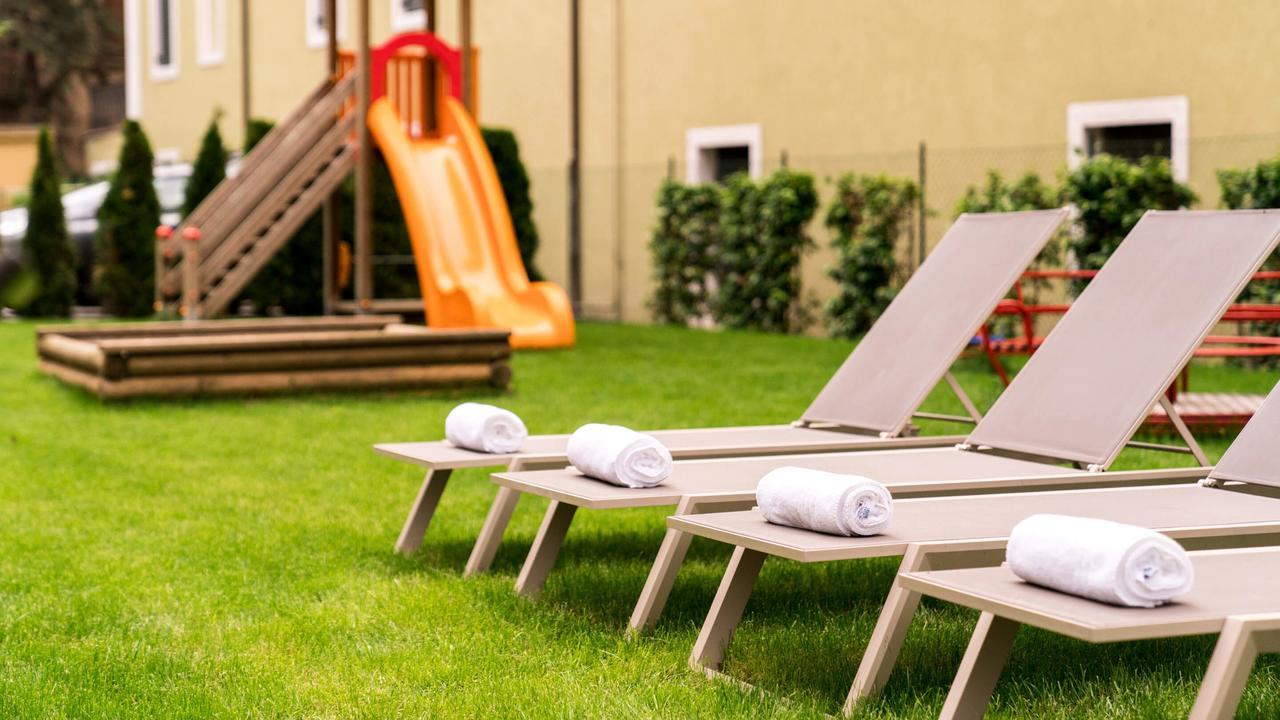 Flora Hotel&Suites Merano Exterior foto